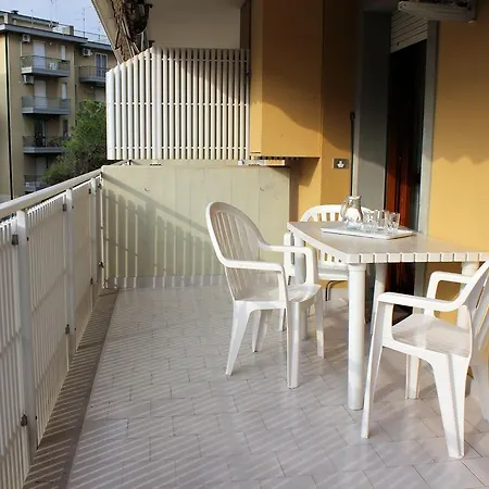 Elena Apartment *